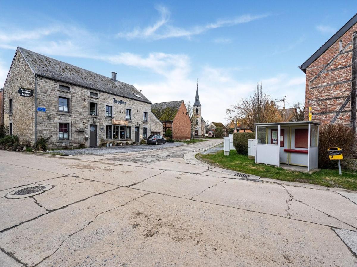 Holiday home In Lessive Close To