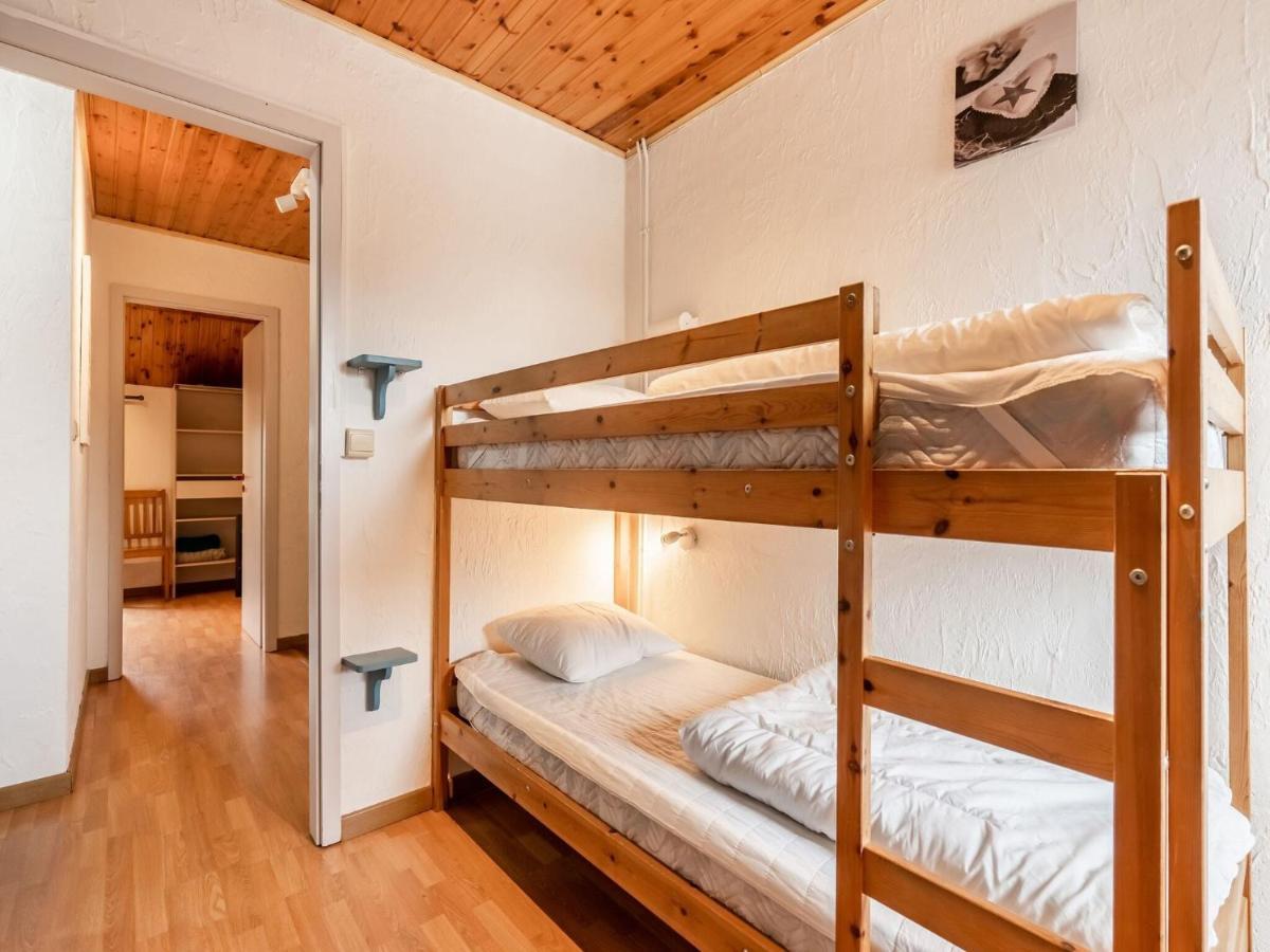 Holiday home In Lessive Close To Rochefort
